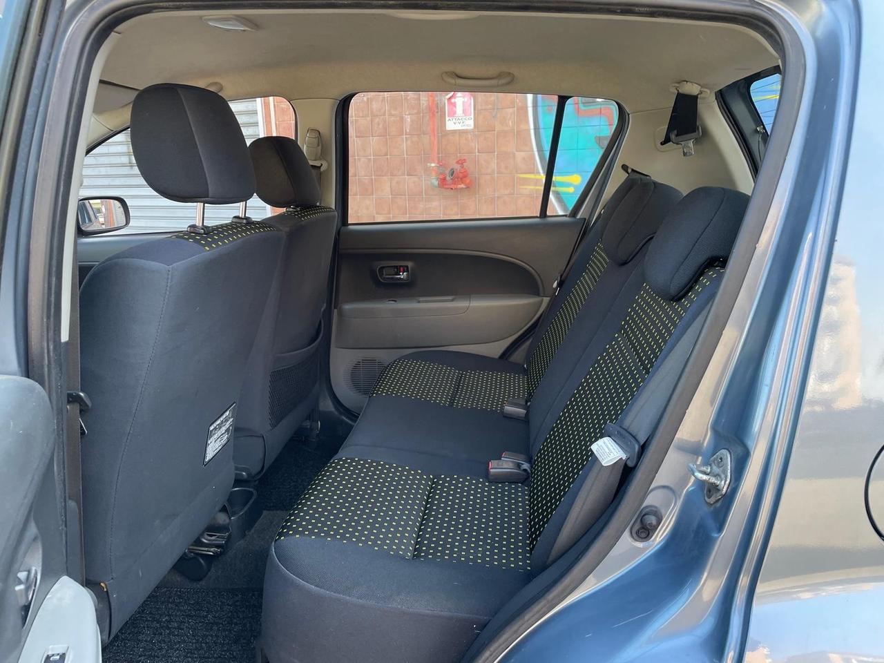 Daihatsu Sirion 1.0 Hiro