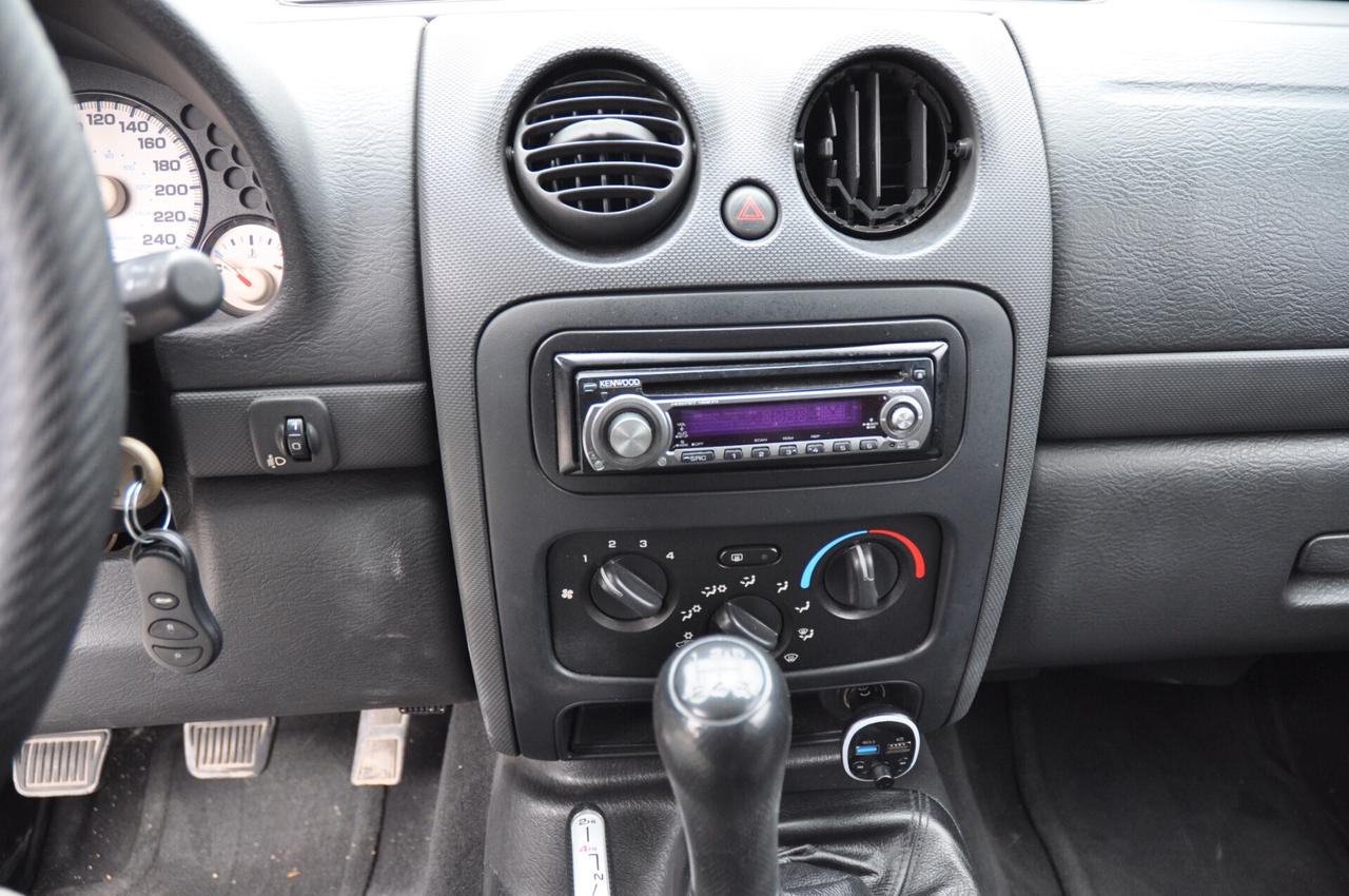 Jeep Cherokee 2.5 CRD Sport