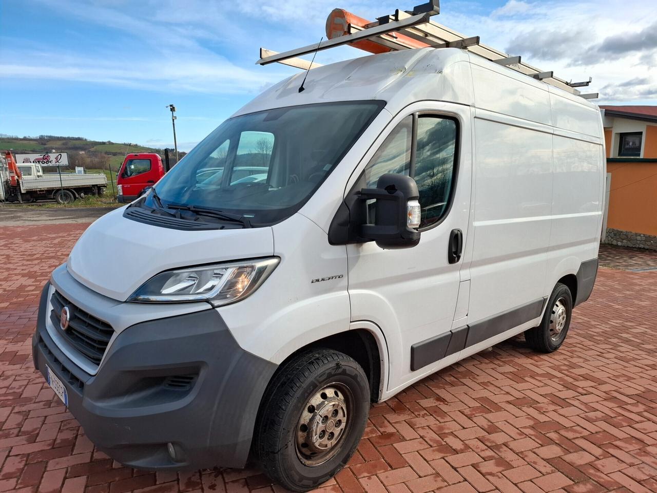 Fiat Ducato 33 2.3 MJT 130cv con armadio e banco da lavoro
