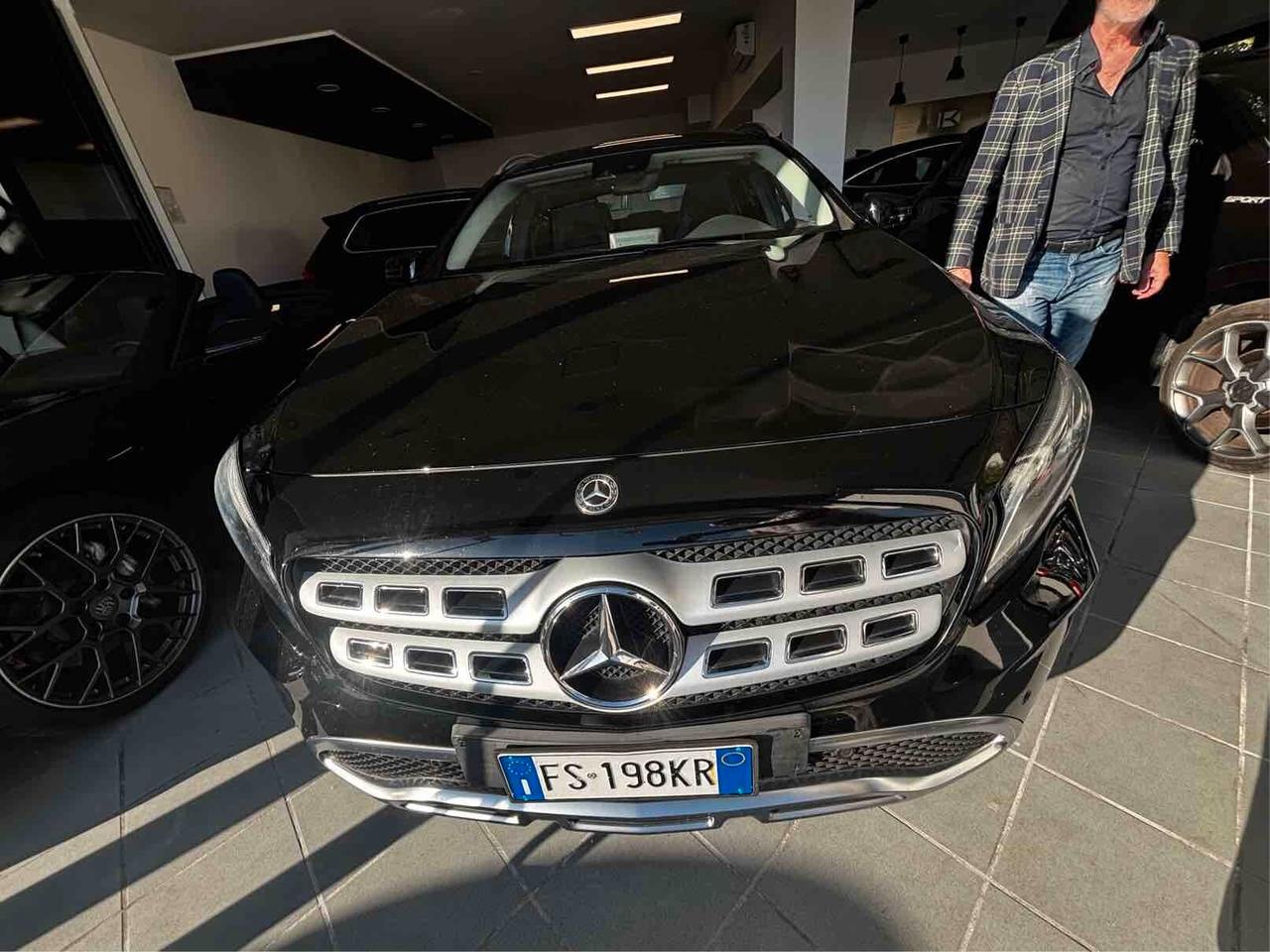 Mercedes-benz GLA 200 d Automatic 4Matic Sport