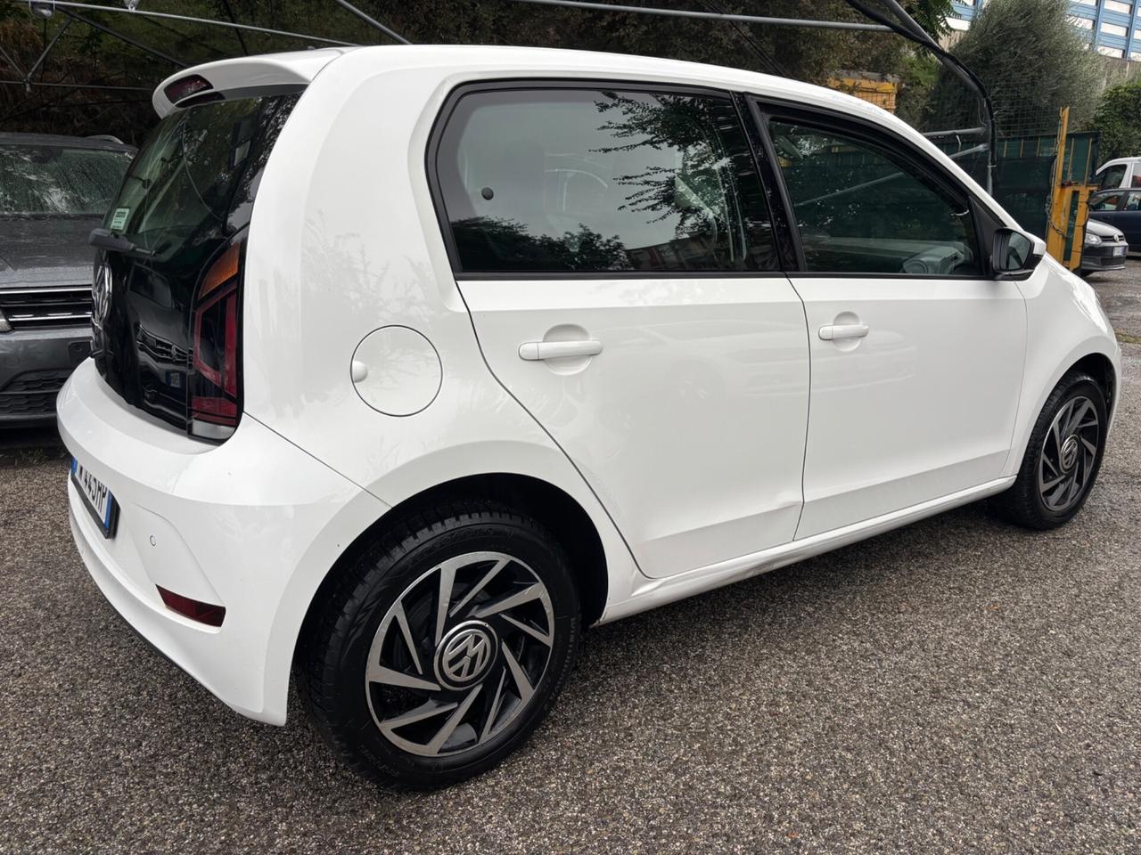 Volkswagen up! 1.0 75 CV 5p. Cambio automatico OK Neopatentati