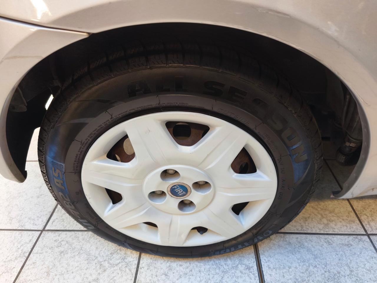 Fiat Punto 1.2 5p GPL UNICOPROPRIETARIO