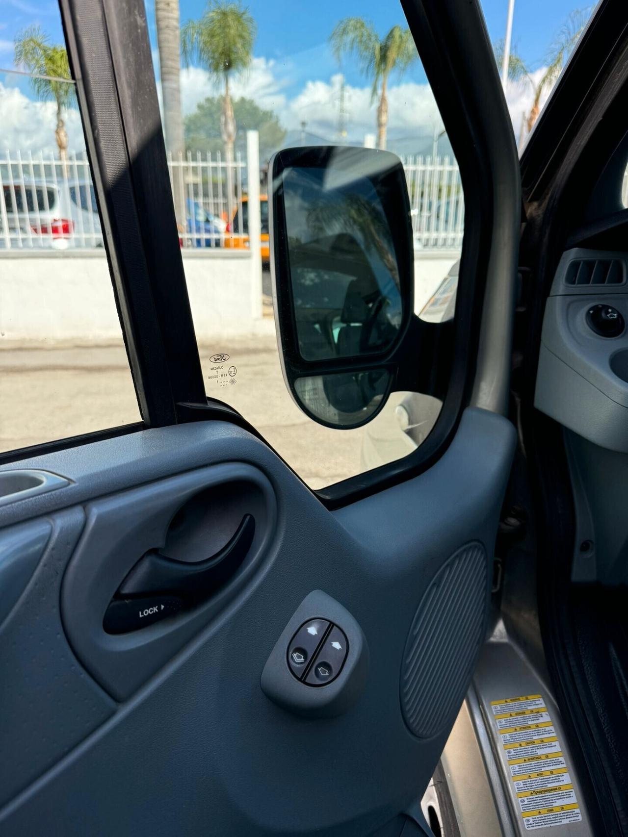Ford Transit/Tourneo/Bus Transit 300S 2.2 TDCi/115 PC-TN Combi