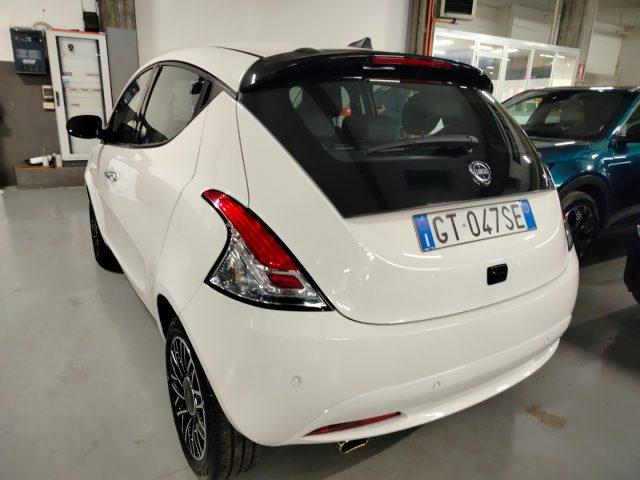 LANCIA Ypsilon 1.0 70cv Hybrid Platino PROMO