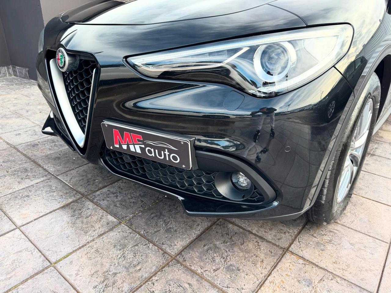 Alfa Romeo Stelvio 2.2 160 CV AT8 RESTYLING