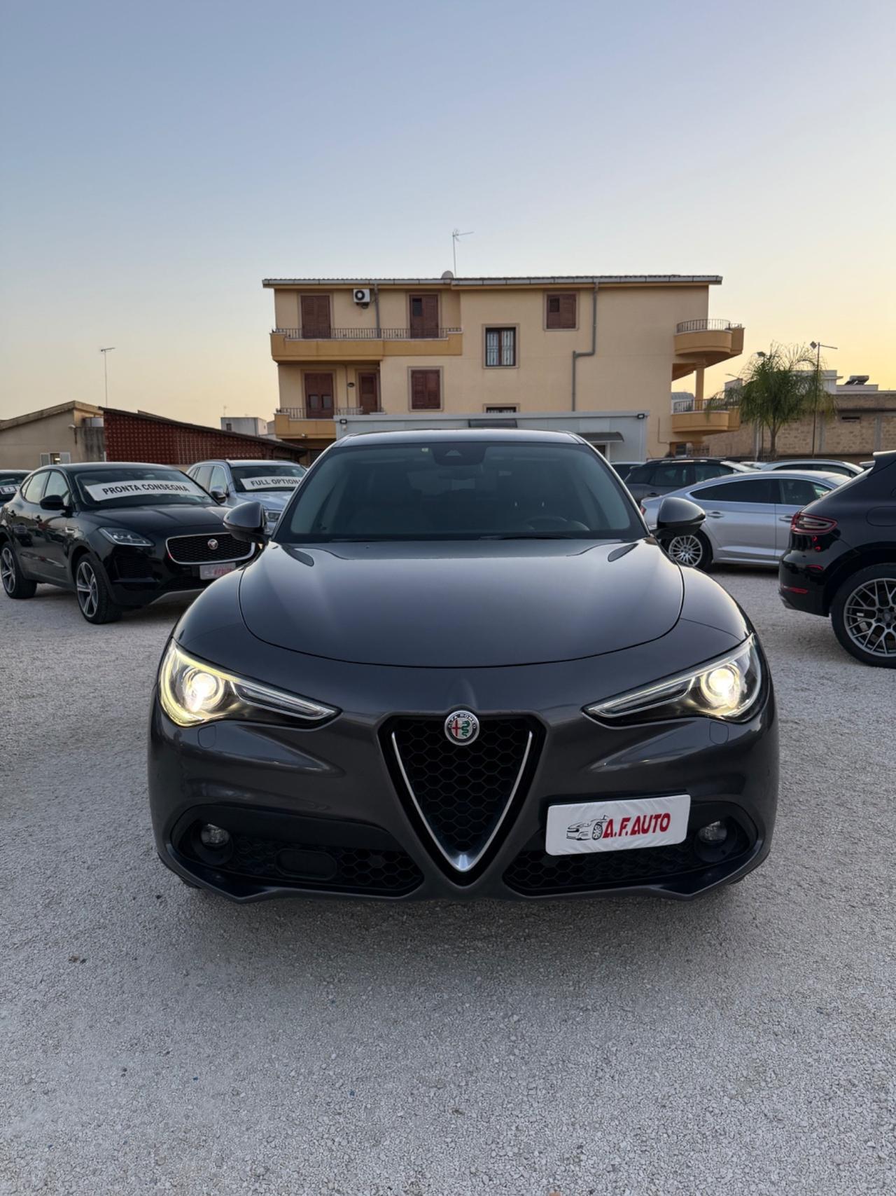 Alfa Romeo Stelvio 2.2 Turbodiesel 210 CV AT8 Q4 Executive