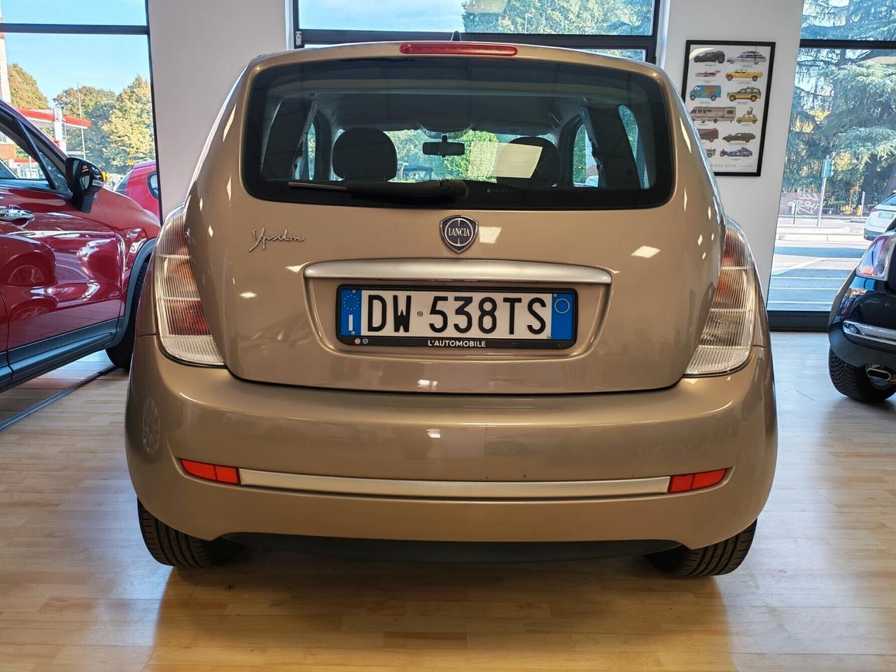 Lancia Ypsilon - TAGLIANDATA - tenuta MOLTO bene !!!