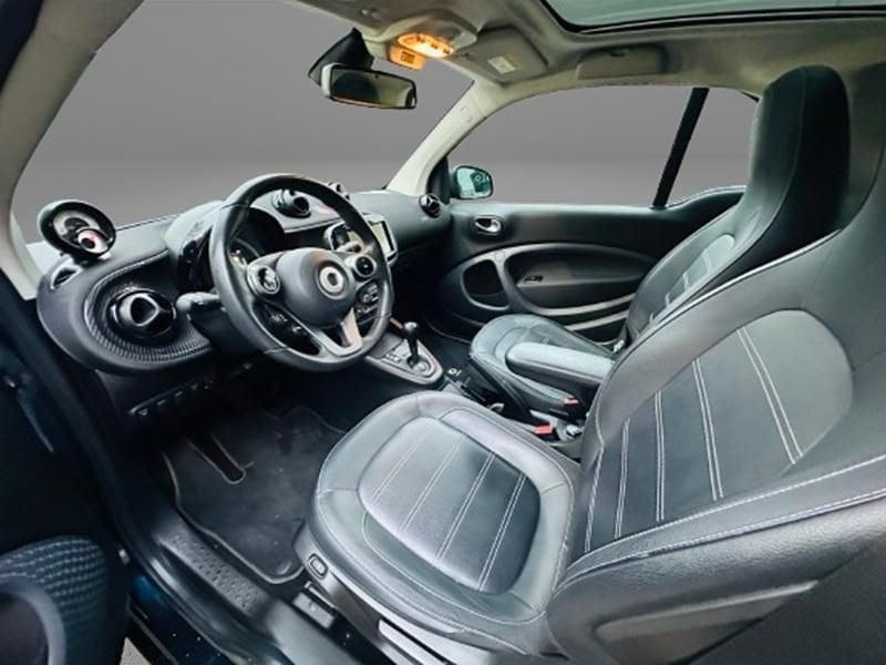 smart fortwo fortwo EQ Parisblue (22kW)