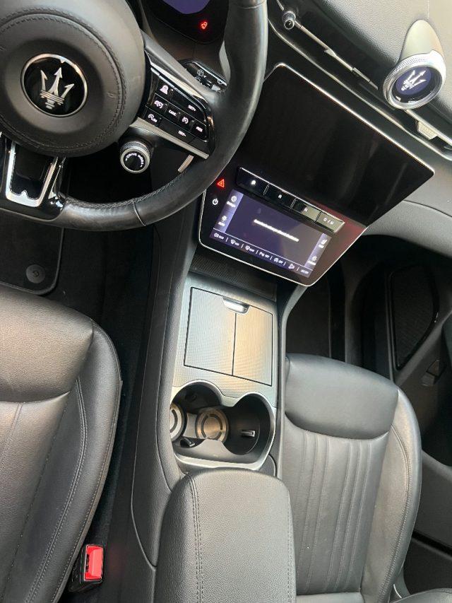 MASERATI Grecale MHEV 300 CV AWD GT tua da ?599,00 mensili