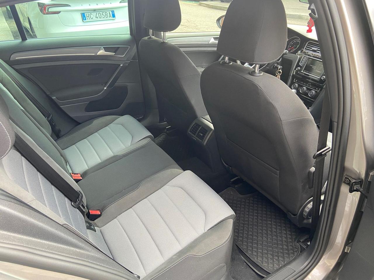 Volkswagen Golf Sport Edition 1.6 TDI BlueM #10426