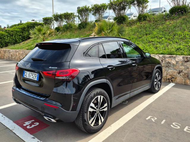 MERCEDES-BENZ GLA 220 d Automatic 4Matic Sport Plus