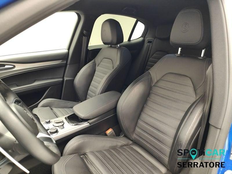 Alfa Romeo Stelvio 2023 2.2 t Veloce Q4 210cv auto