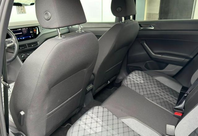 VOLKSWAGEN Polo 1.0 TSI DSG R-Line