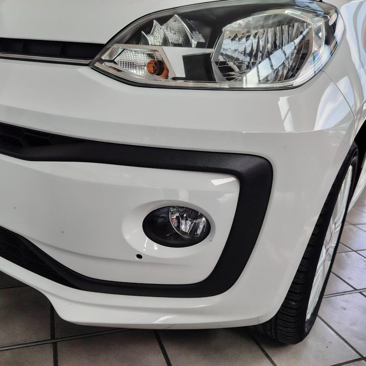 Volkswagen up! 5 Porte up! 5p 1.0 High up! 60cv