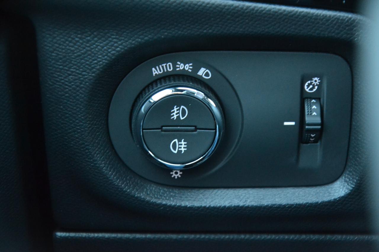 Opel Corsa 1.2 100CV GS PELLE+NAVI+RCAM+FARI MATRIX+CERCHI