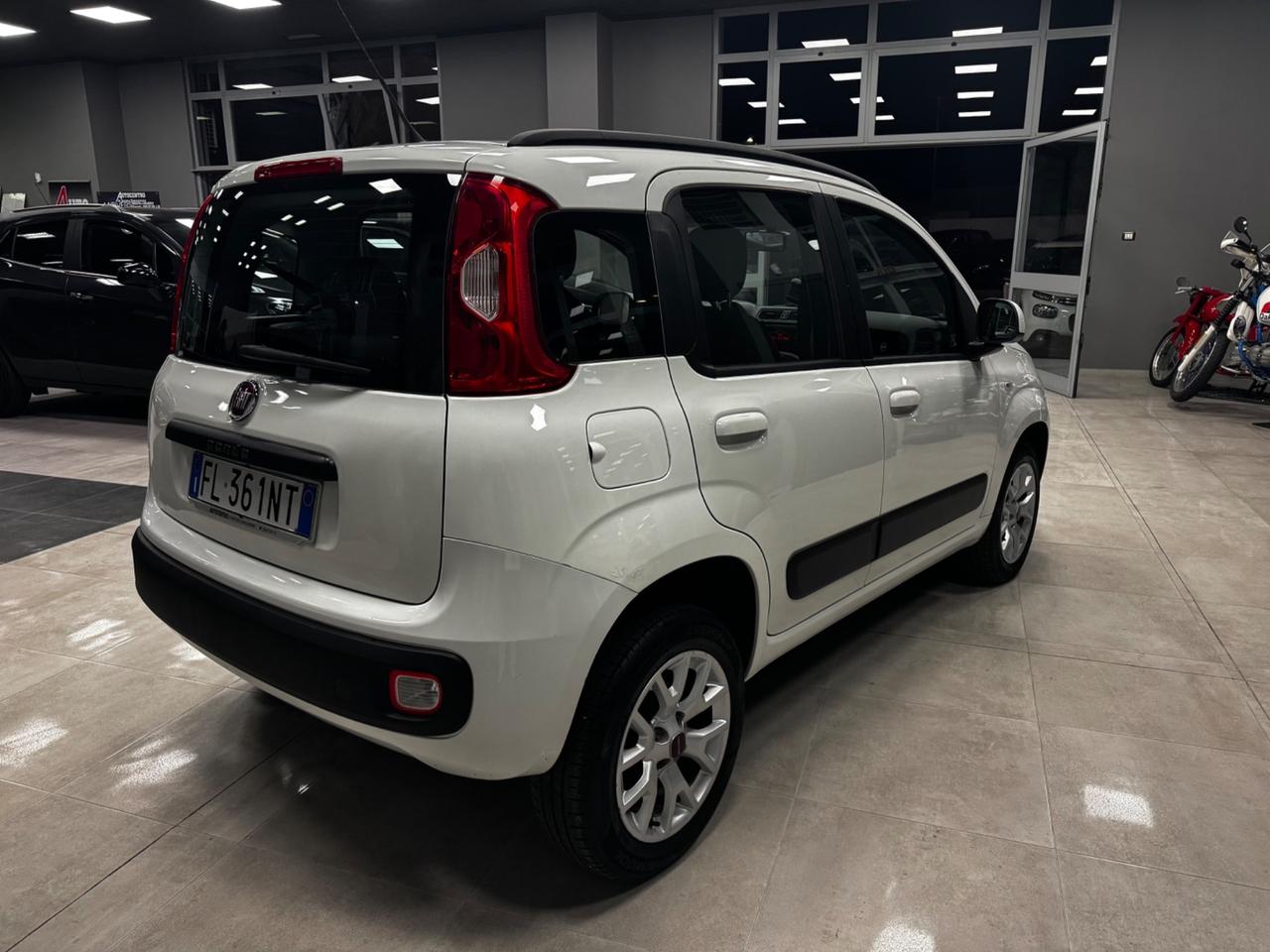 FIAT PANDA 900 T AIR NATURAL POWER LOUNGE