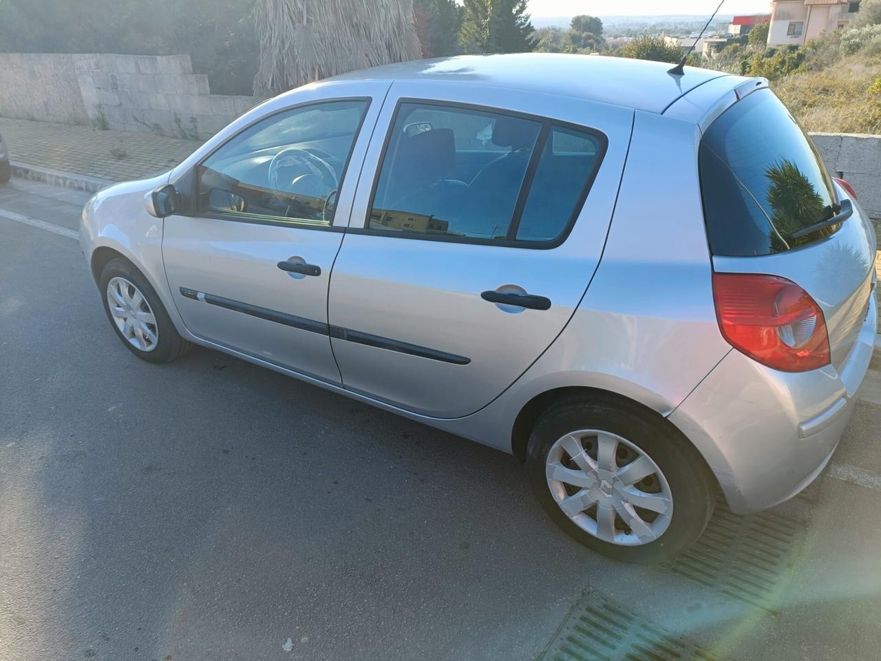 Renault Clio 1.5 dCi 70CV 5 porte Pack