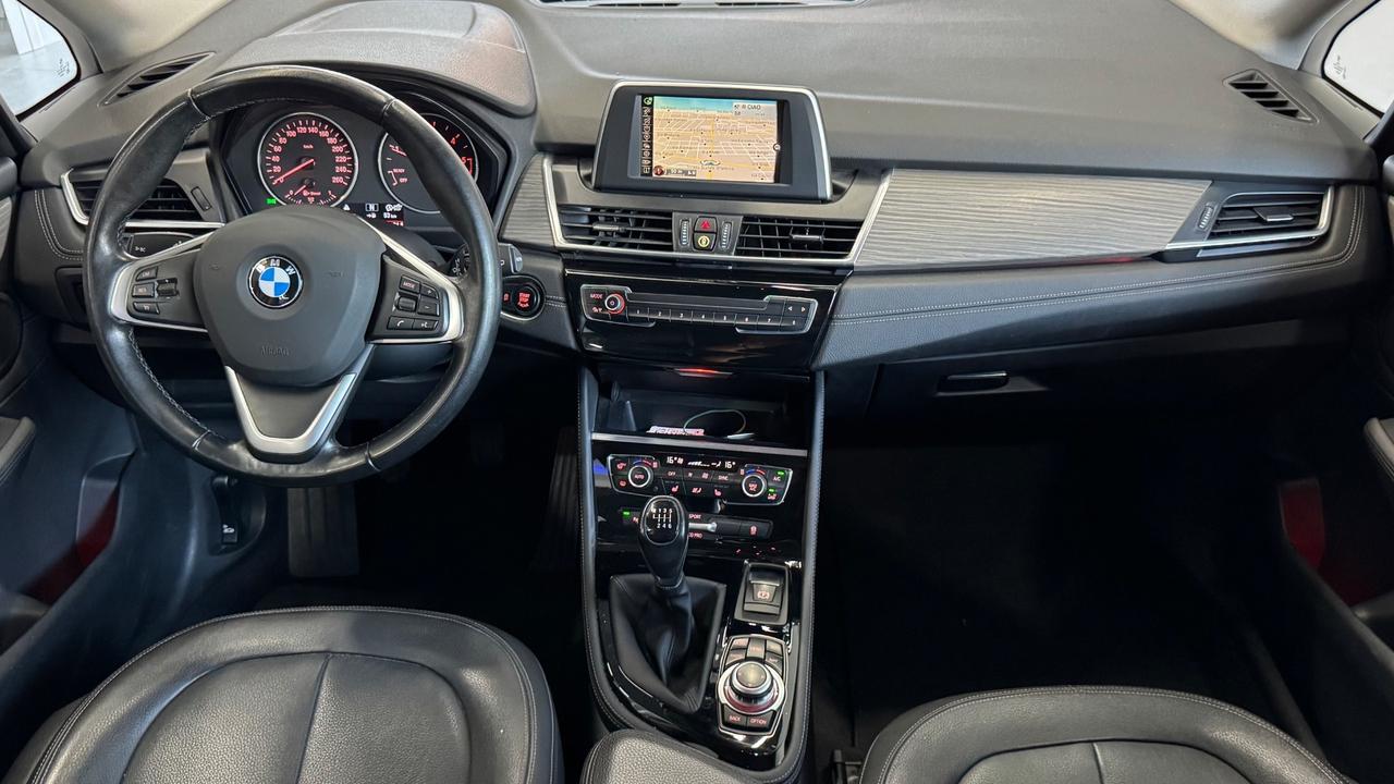 Bmw serie 2 216d Luxury-2015