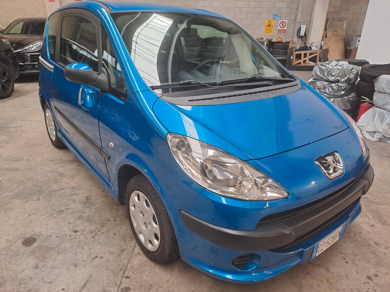 PEUGEOT 1007 1.4 BENZINA *OK NEOPATENTATI*