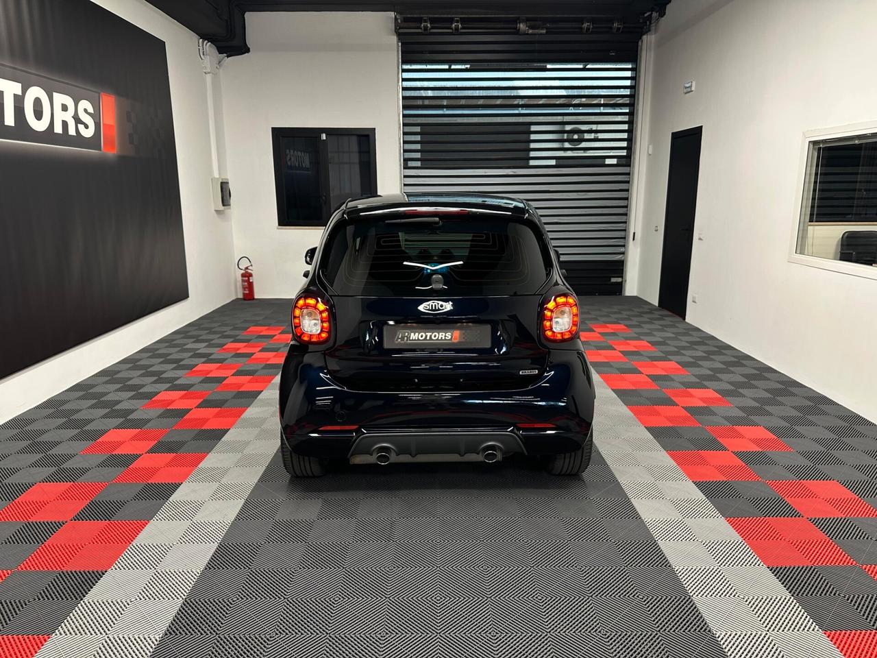 Smart ForTwo BRABUS 0.9 Parisblue
