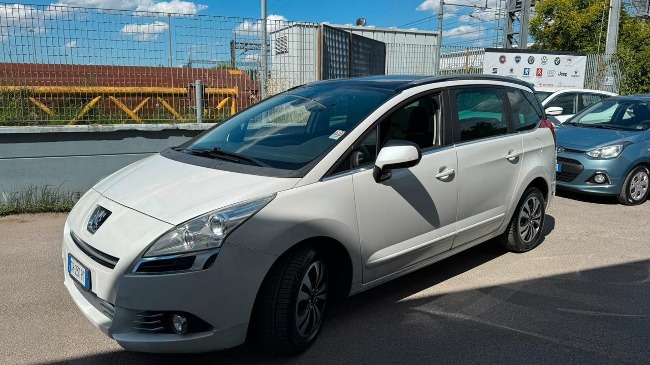 Peugeot 5008 1.6 HDi 115CV Business