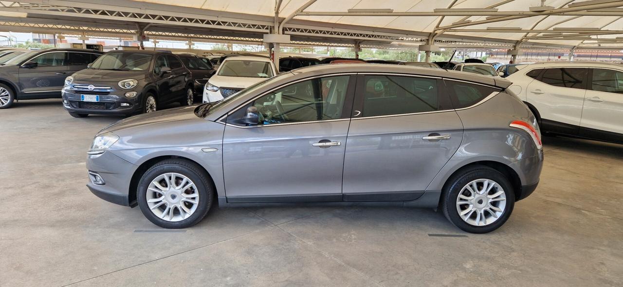 Lancia Delta 1.6 Mjt 120cv PLATINO