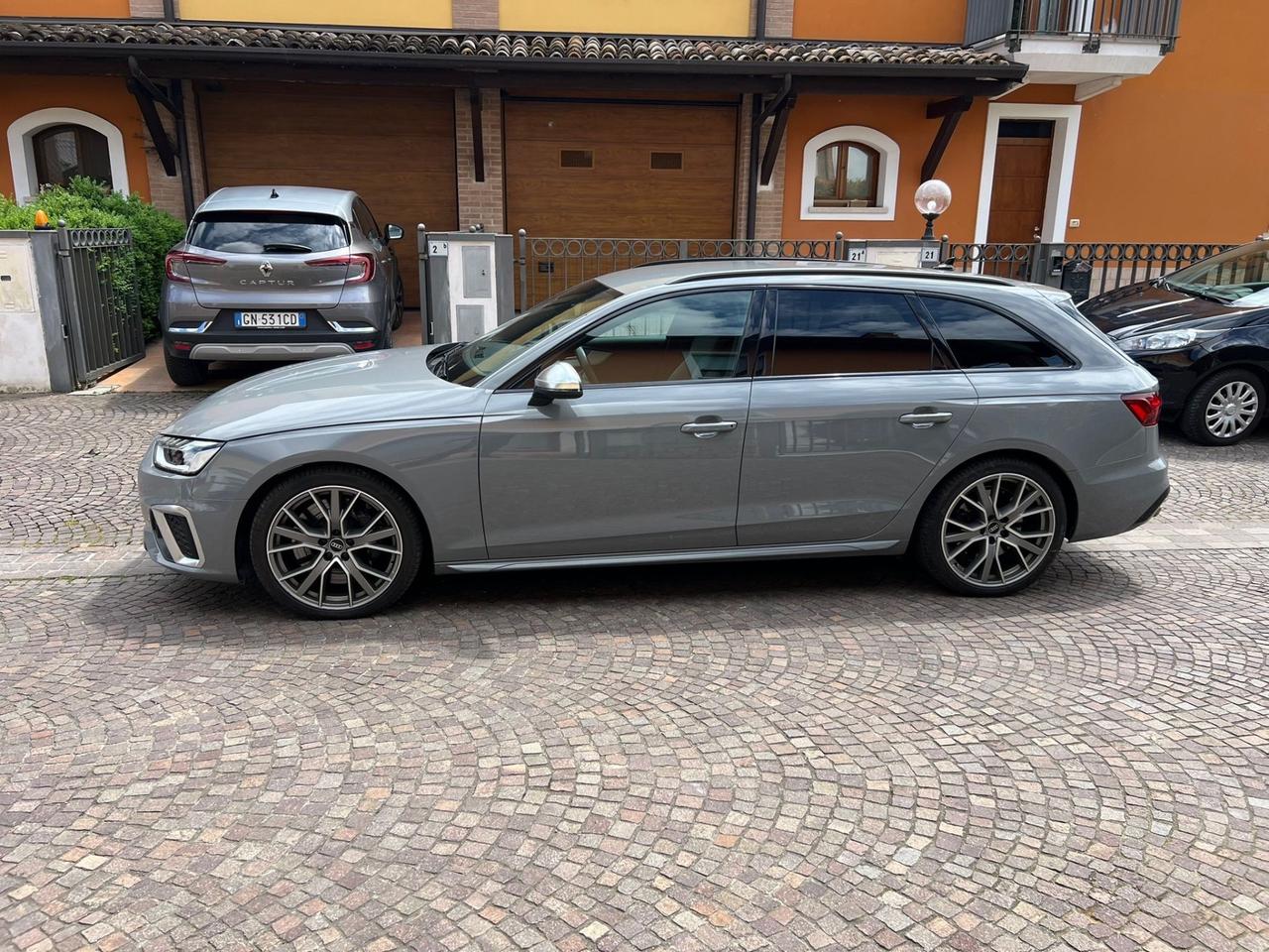 Audi A4 S4 Avant TDI quattro tiptronic sport attitude