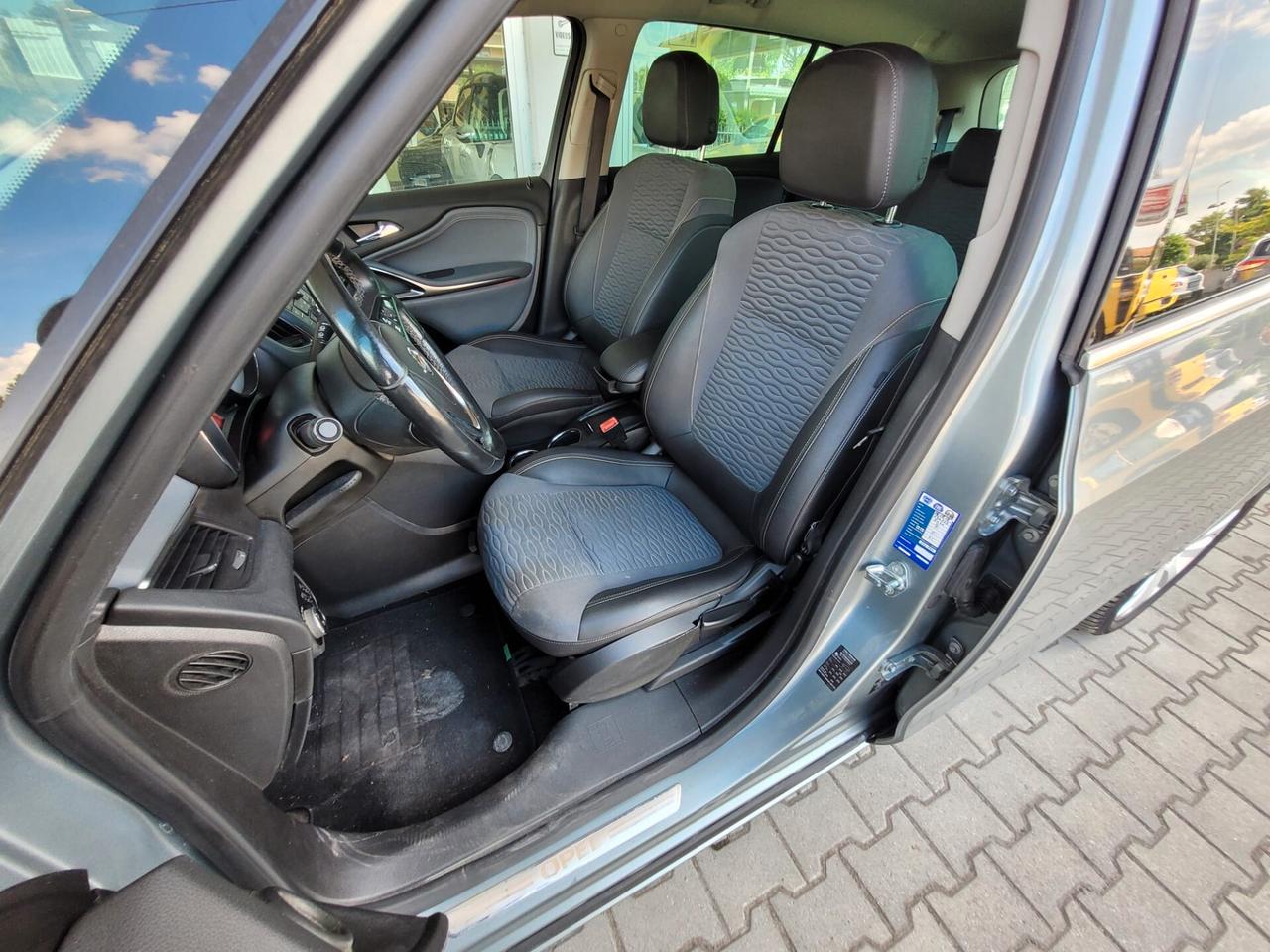 Opel Zafira 1.6 16V ecoM 150CV Turbo Cosmo