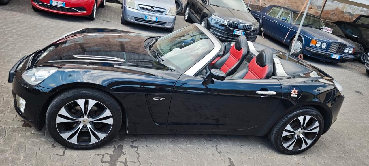 Opel GT 2.0 Turbo 16V