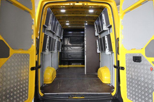 VOLKSWAGEN Crafter 30 2.0 TDI 140CV PM-TM Furgone
