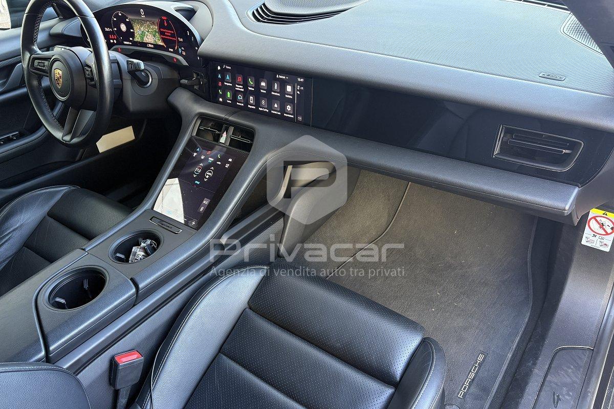 PORSCHE Taycan 4 Cross Turismo