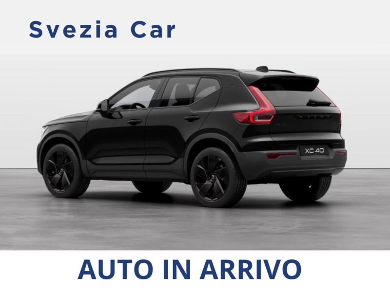 Volvo XC40 B3 automatico Plus Black Edition