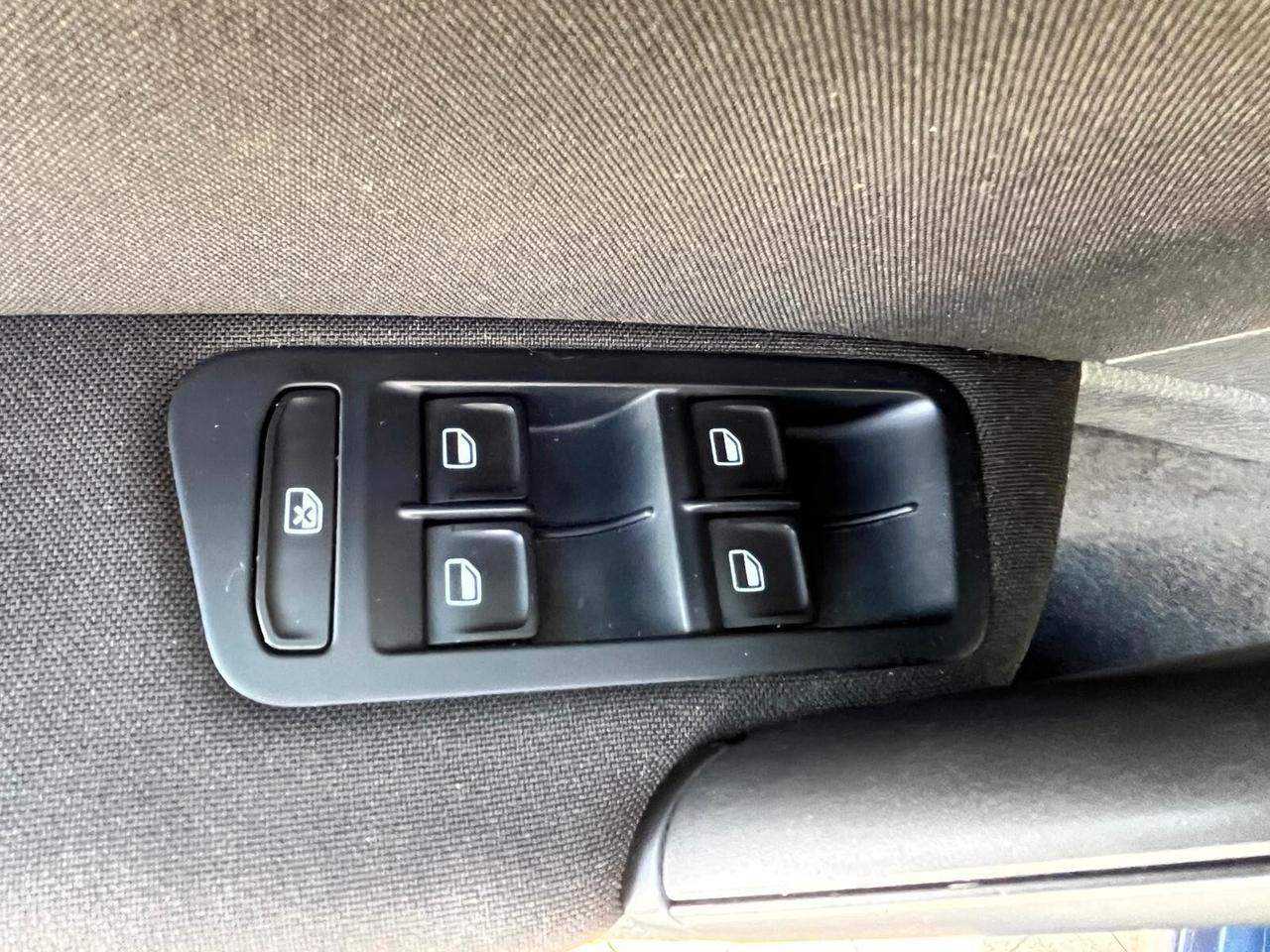 Volkswagen Golf 1.6 TDI DSG 5p. Highline BlueMotion Technology