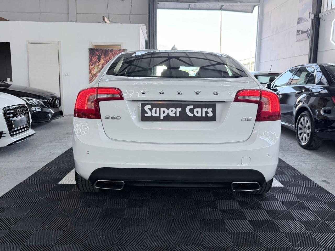 Volvo S60 D2 Geartronic Summum