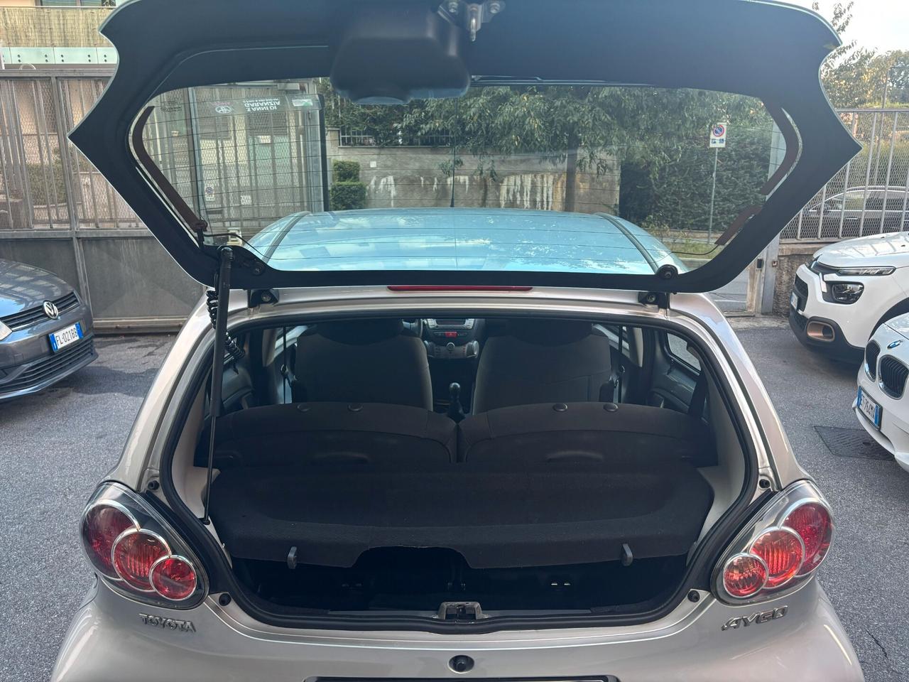 Toyota Aygo 1.0 12V VVT-i 5 porte Active Connect