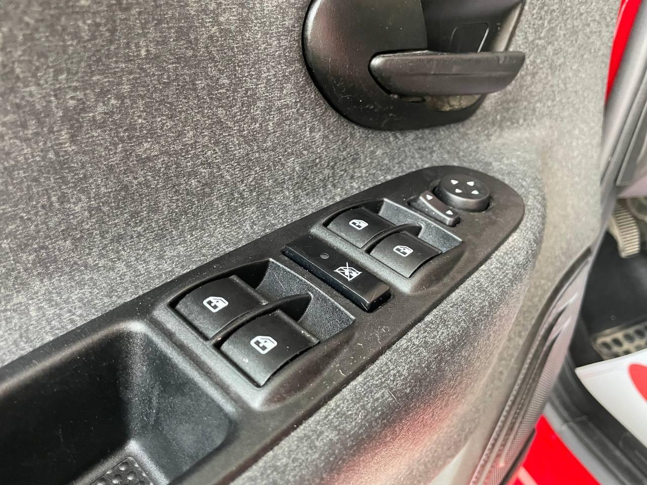Lancia Ypsilon - Hybrid - Prezzo Reale