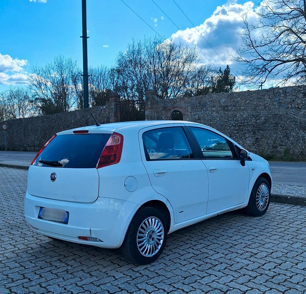 Fiat Grande Punto 1.2 - 5 porte - OK NEOPATENTATI