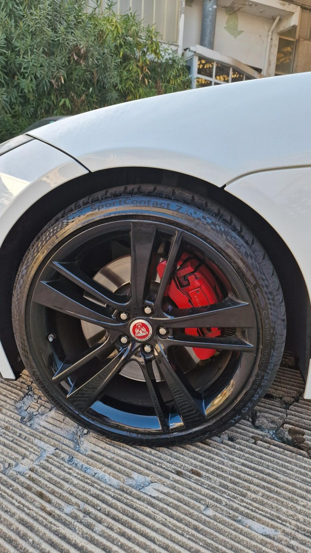 Jaguar F-Type 340 CV