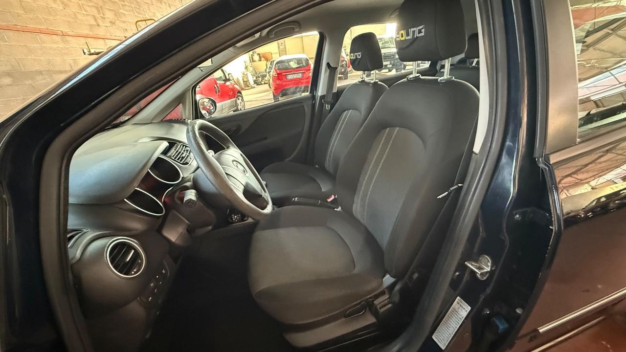Fiat Punto 1.4 8V 5 porte Easypower Young