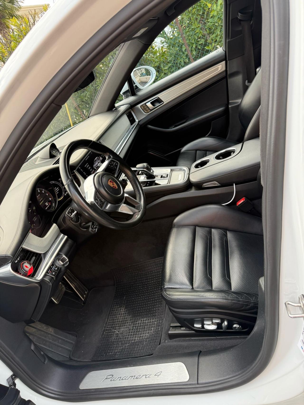 Porsche Panamera 2.9 4 e-hybrid auto (165)