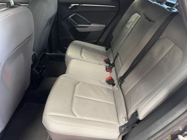 AUDI Q3 35 TFSI Mild-Hybrid S tronic S line edition