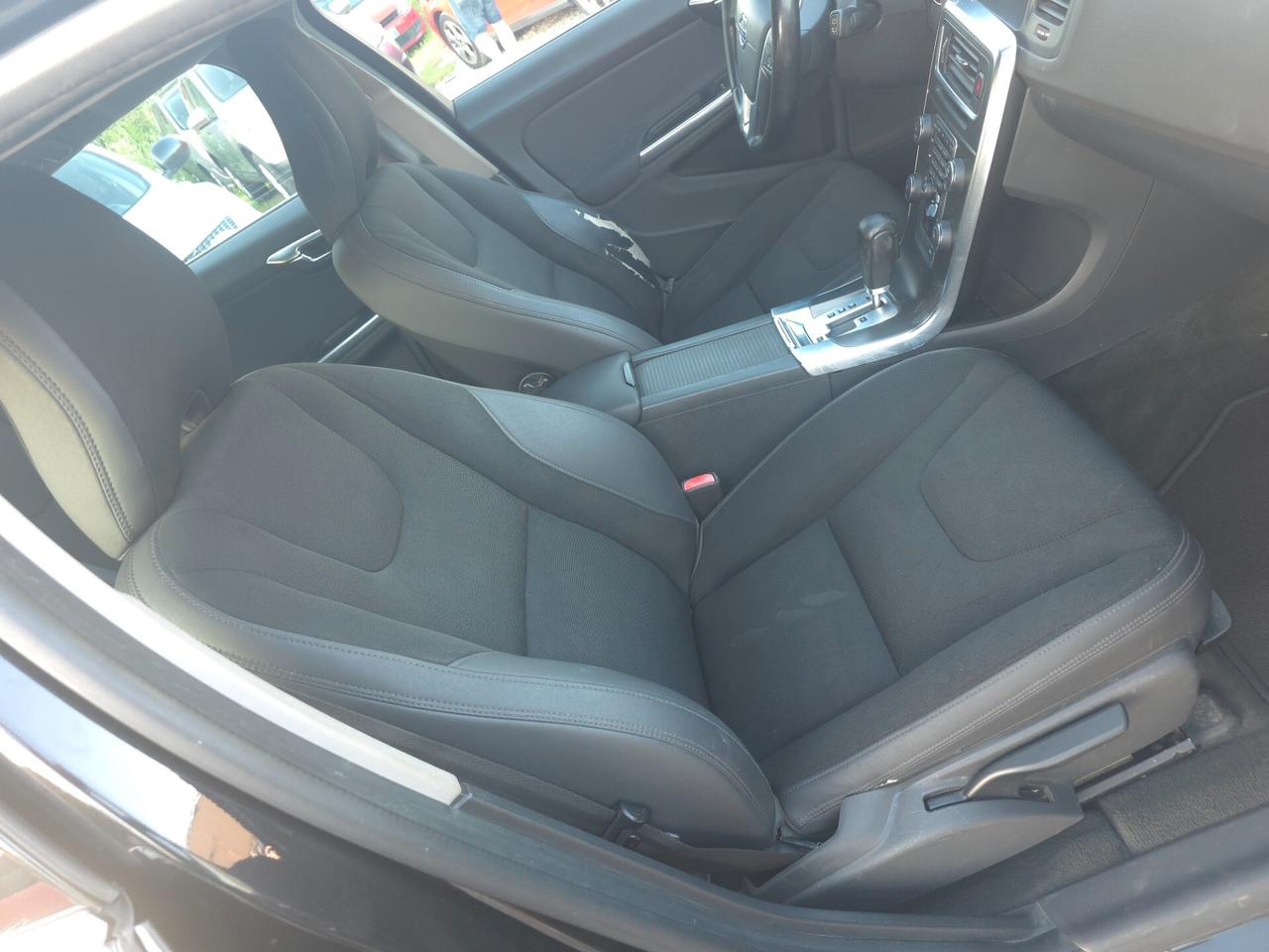 Volvo V60 D3 Geartronic Summum