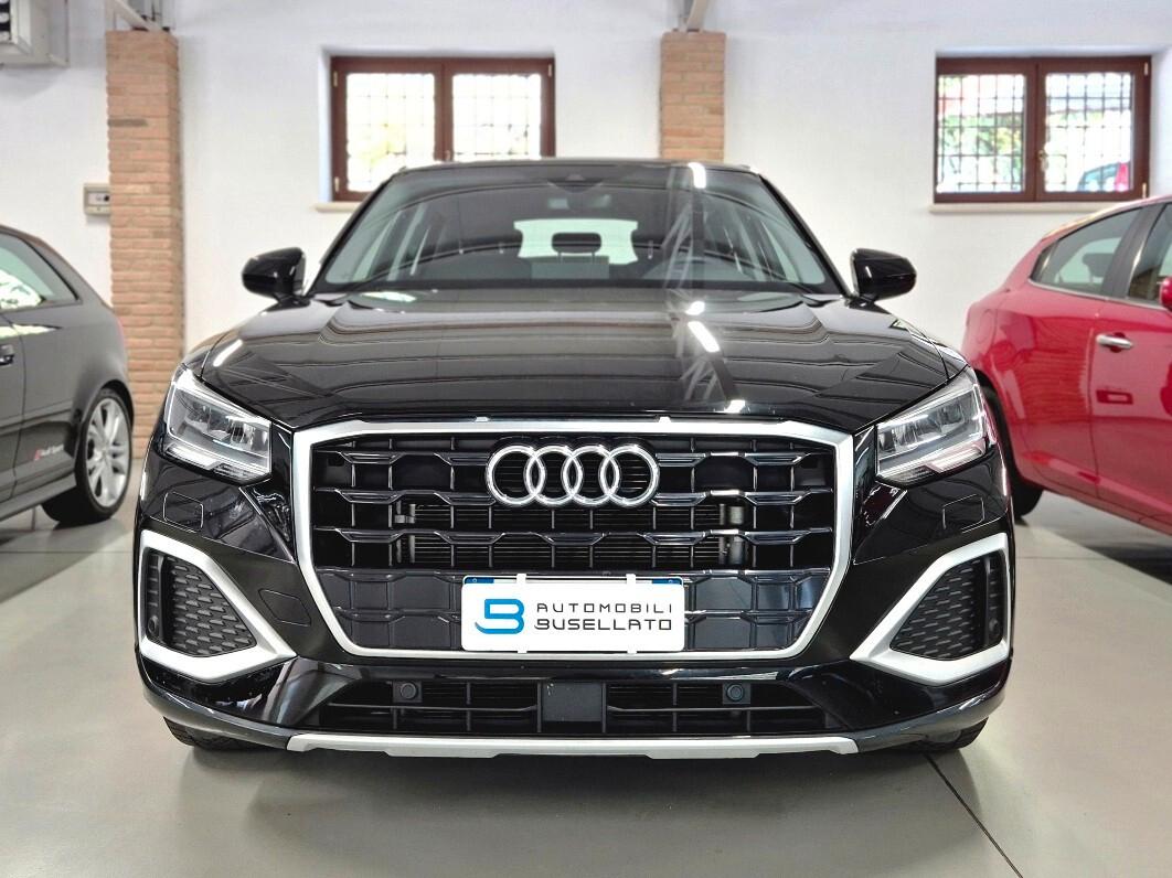 Audi Q2 30 TFSI Business Advanced
