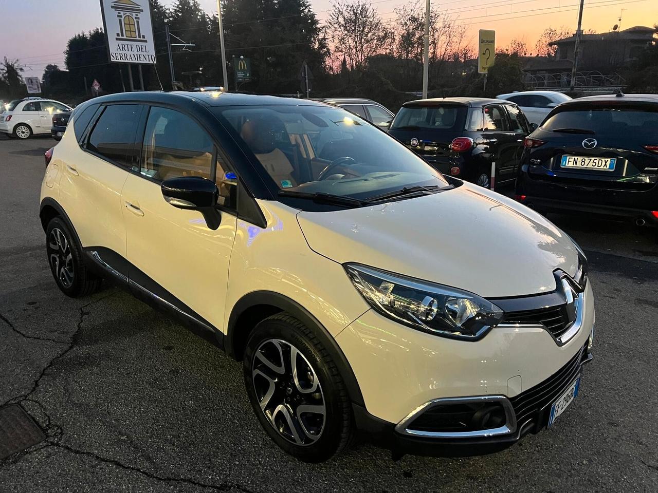 Renault Captur dCi 8V 90 CV EDC Start&Stop Energy Intens