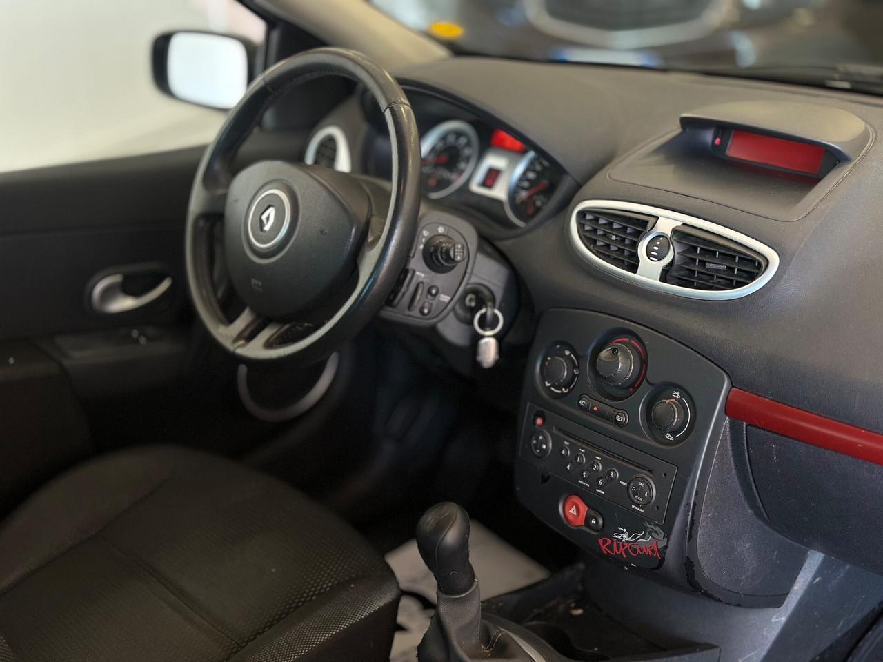 Renault Clio 1.2 16V 3 porte Rip Curl