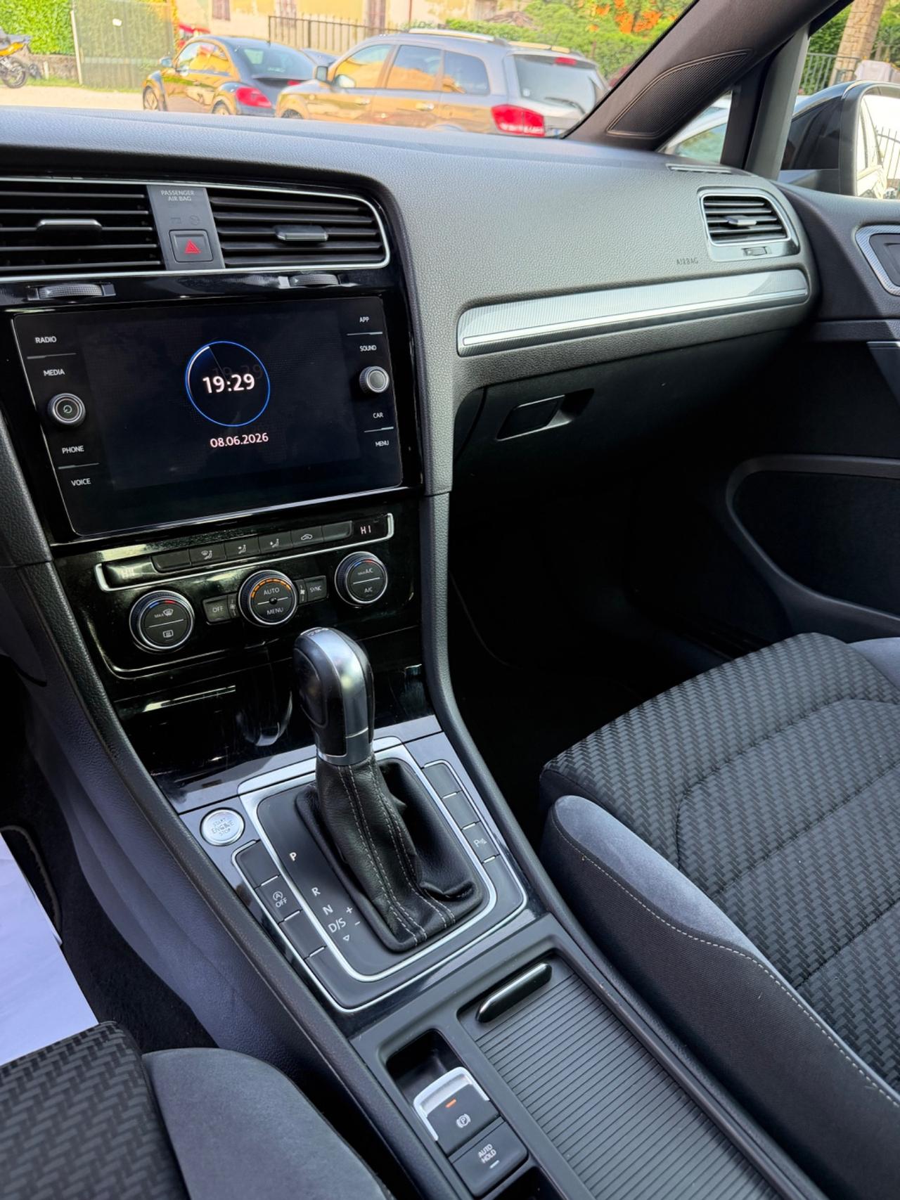 Volkswagen GOLF R LOOK FULLOPT TOTAL BLACK