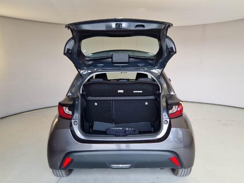 Toyota Yaris 1.5 Hybrid 5 porte Business