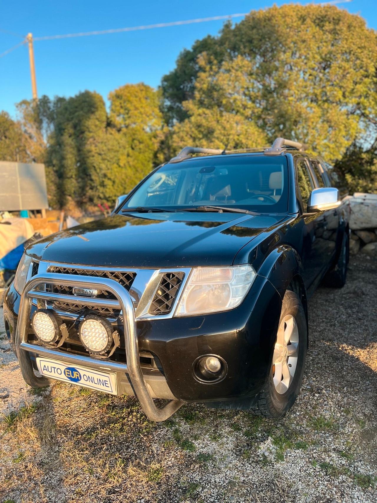 Nissan Navara 2.5 dCi 190CV 4 porte Double Cab XE