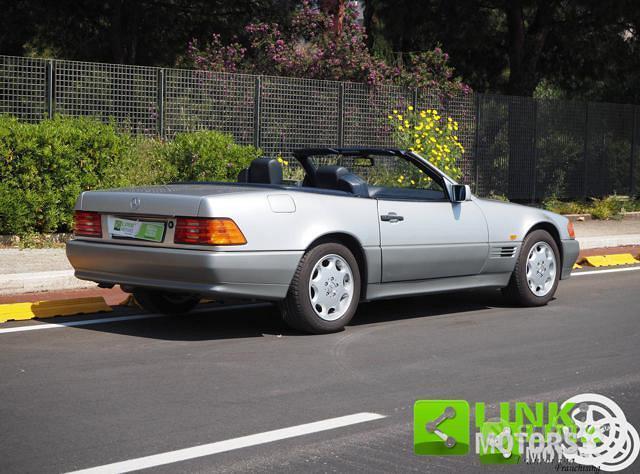 MERCEDES-BENZ SL 300 R129