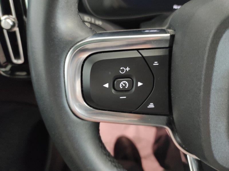 VOLVO XC40 (2017-->) - XC40 Recharge Pure Electric Twin Motor AWD Plus